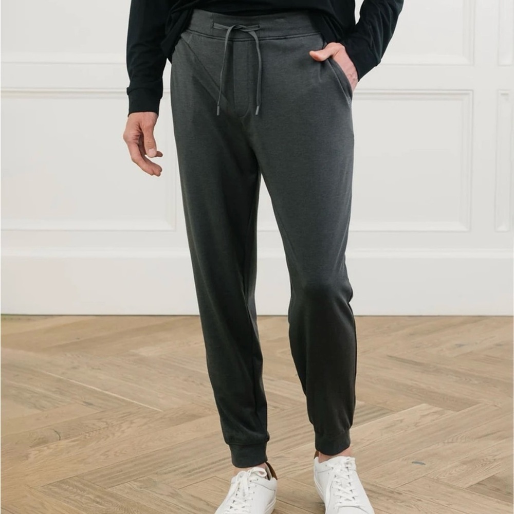 Cozy Earth Men's Bamboo Jogger Pant in Charcoal Gray